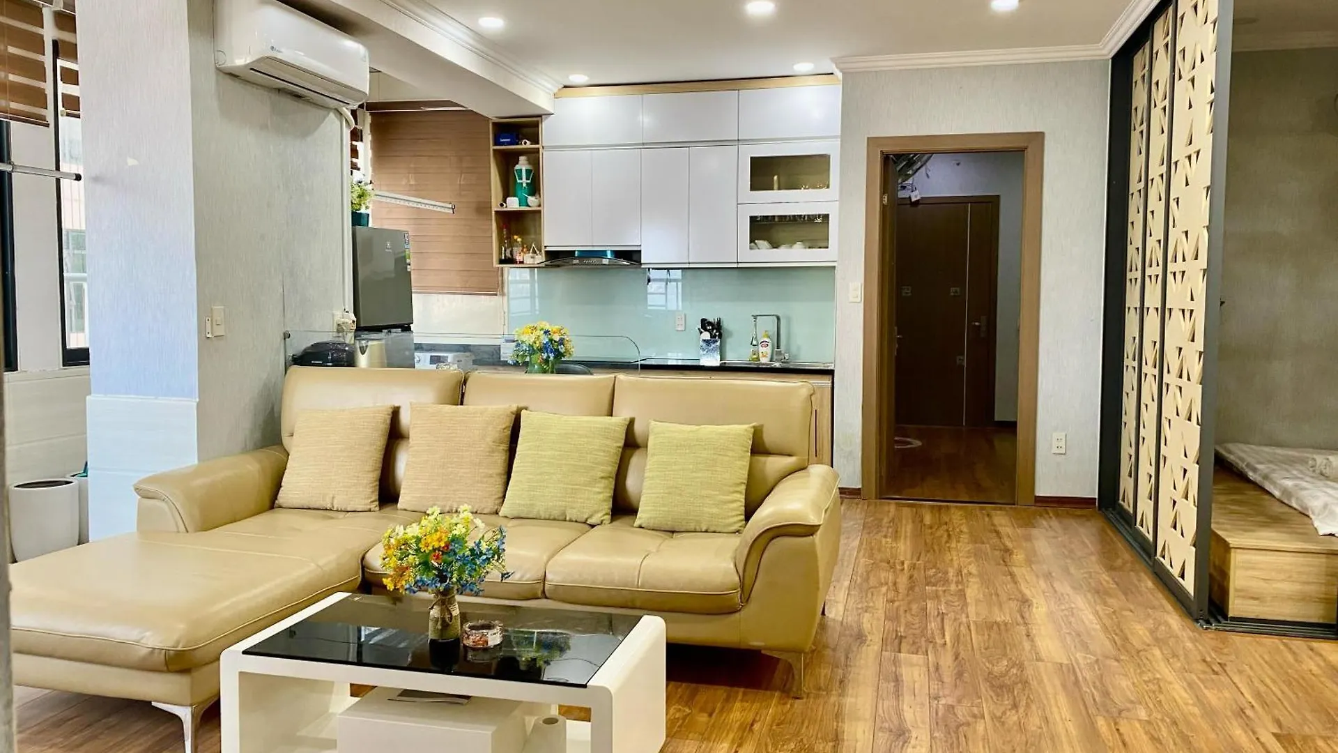3 Phong Ngu 4 Giuong Muong Thanh Vien Trieu Nha Trang